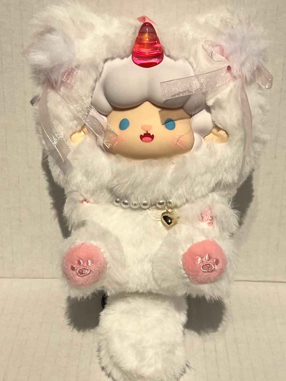 Blind box Gyun Plush Charm “White Peach Marshmallow “ from the series Candyland.